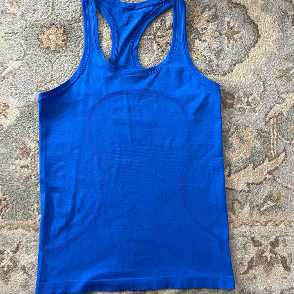 Lululemon Swiftly Tech Racerback 2.0  Size 8